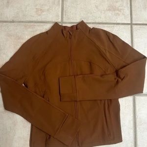 New Lululemon Nulu Cropped define jacket in Roasted Brown